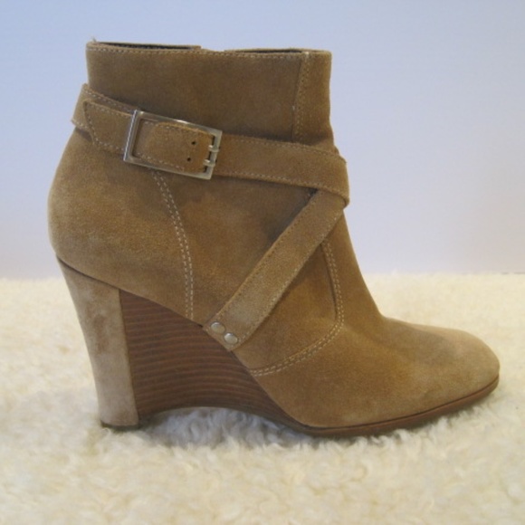 Donald J. Pliner Hannah Suede Ankle Booties - Picture 2 of 6